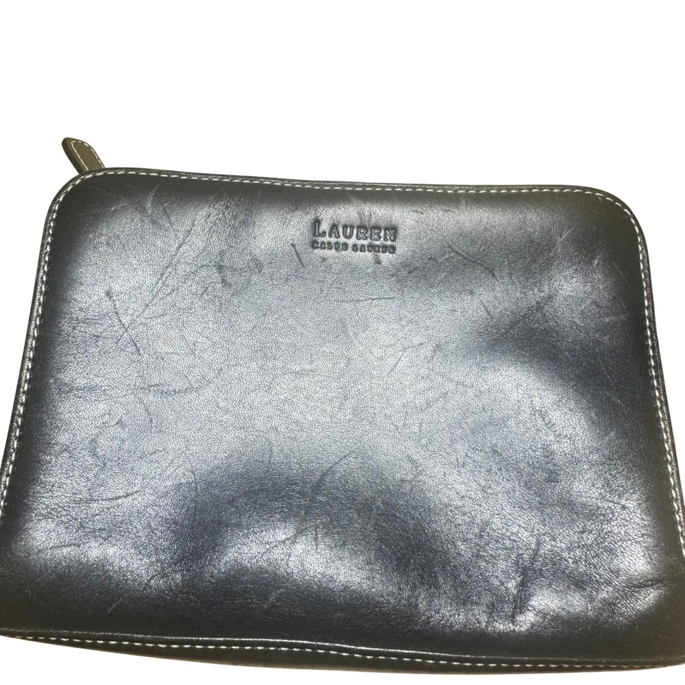 Vintage Lauren Ralph Lauren Black Leather Zip Pouch White Stitch
Preloved 7x5x2"